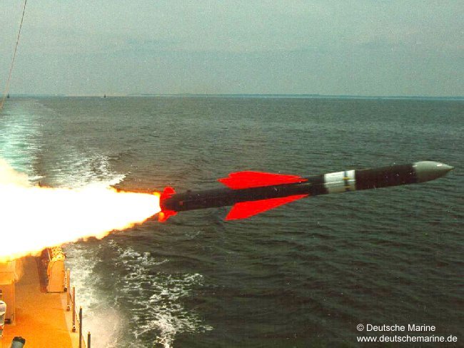 Flugk&ouml;rper MM38 Exocet aus der N&auml;he